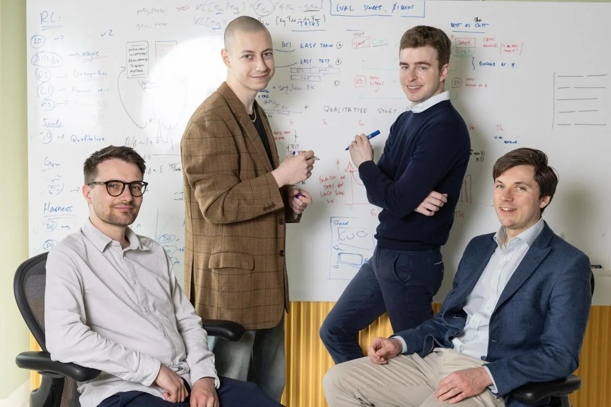 Ex-DeepMind lança agente que replica papers melhor que Anthropic e OpenAI