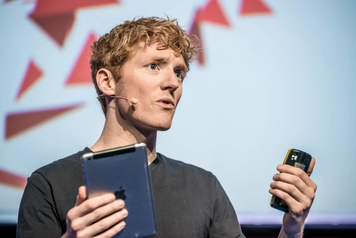 Stripe compra a OpenRouter, e a razão não é a tal singularidade